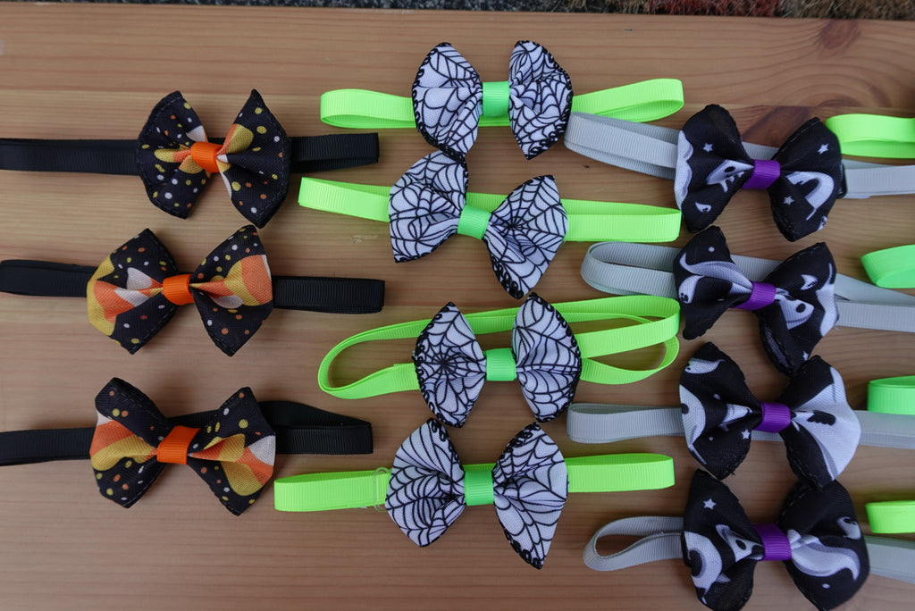 Haunted Bowtie Collection – 24 Adjustable Halloween Styles for Dogs