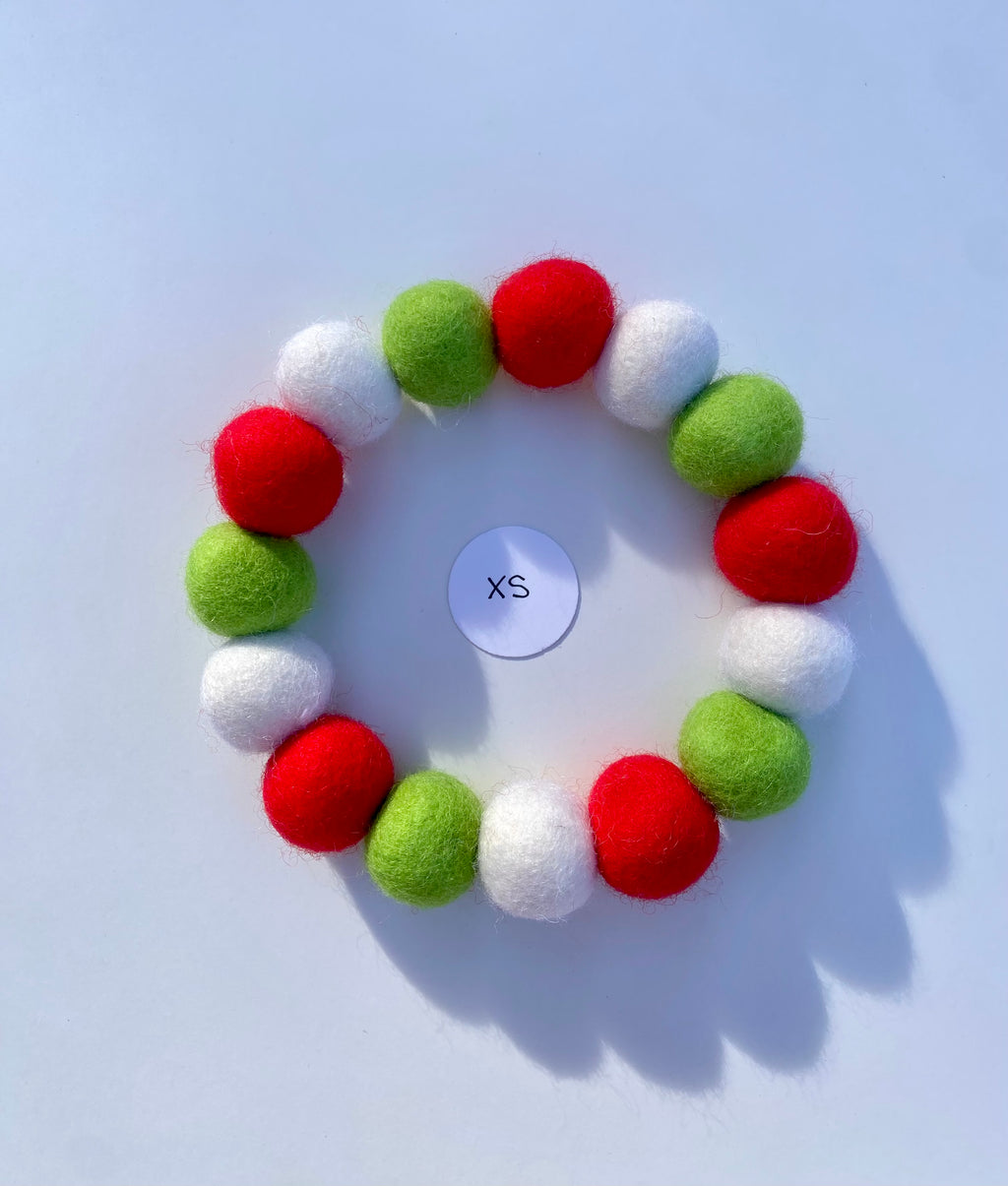 Christmas PomPom Collar