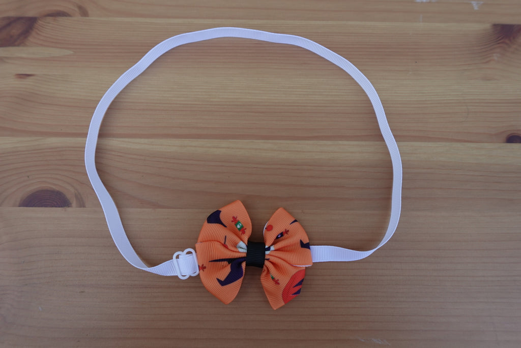 Boo-tiful Bowties – 5 Adjustable Halloween Accessories for Dogs